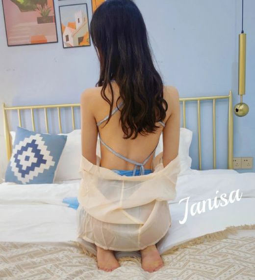 年轻漂亮的女老板完整版免费观看