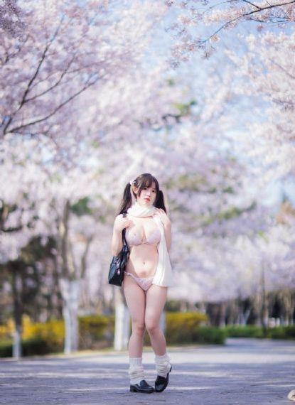 亚洲尿pisssex撒尿